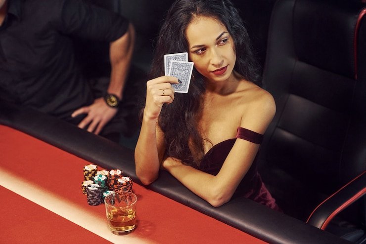 Antarmuka aplikasi mobile juara togel menampilkan permainan slot dan live casino